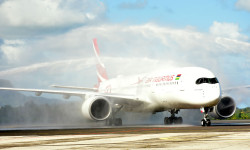 Air Mauritius A350.jpg